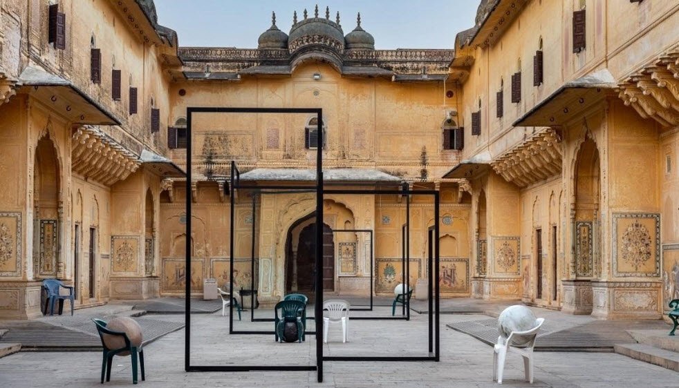 The Sculpture Park at Madhavendra Palace, Jaipur, Rajasthan - Vushii.com